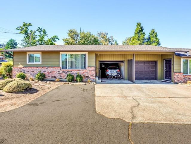 House for sale in Ashland, Jackson County
