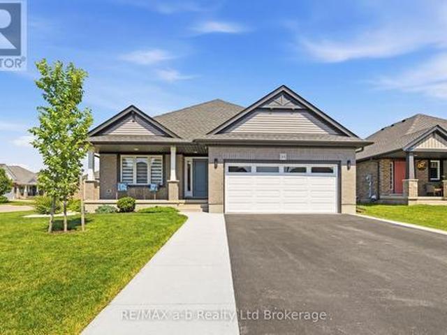 House for sale in Tillsonburg, Ontario