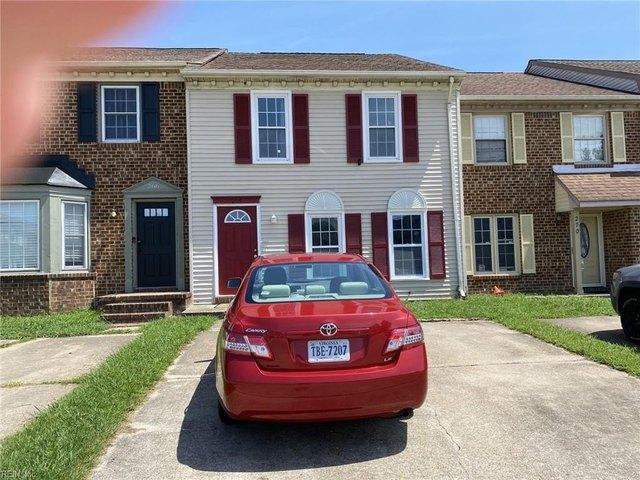 Townhouse for sale in Virginia