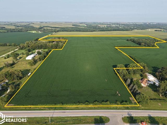 Farm for sale in Adel, Iowa