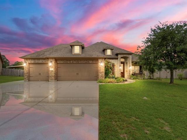 House for sale in Magnolia, Texas