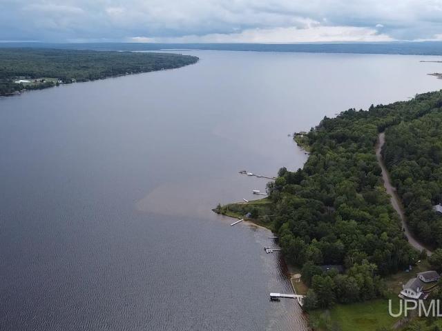 House for sale in Hancock