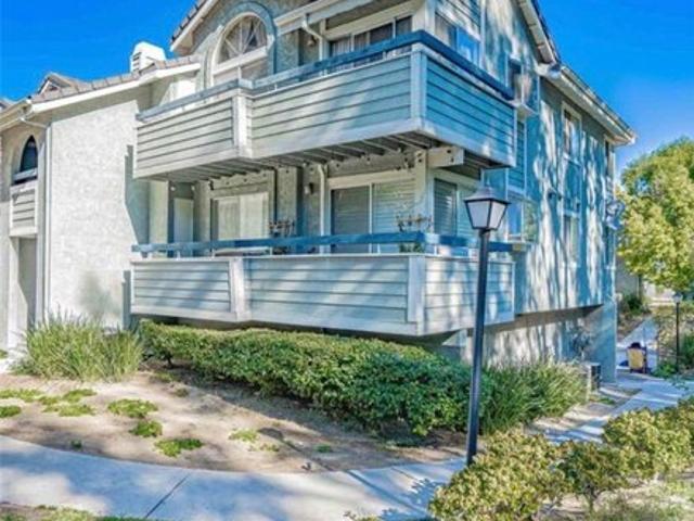 Condo for sale in Canyon Country, California