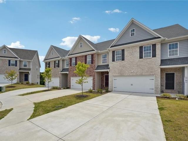 Townhouse for sale in Douglasville, Georgia
