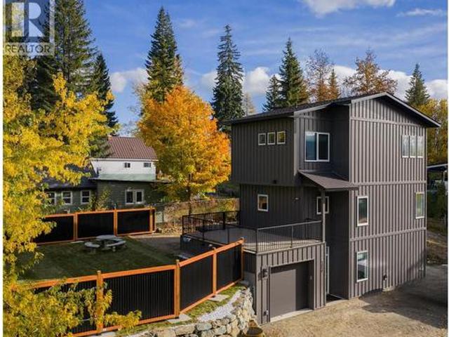 House for sale in Rossland, British Columbia
