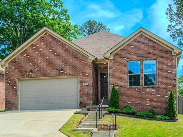 House for sale in Ark
