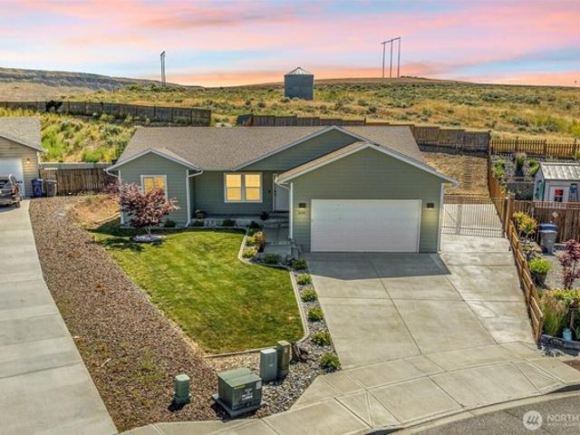 House for sale in East Wenatchee, Washington