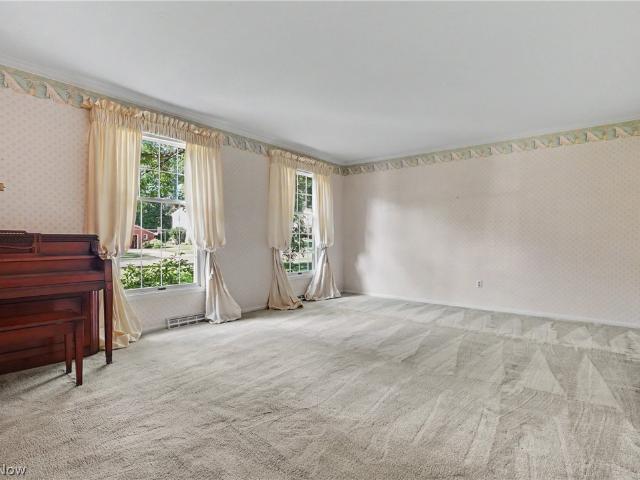 House for sale in Summit, Ohio