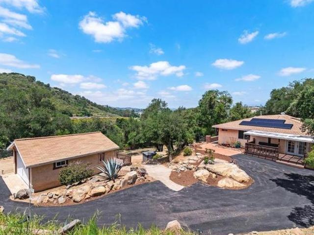 House for sale in Valley Center, California
