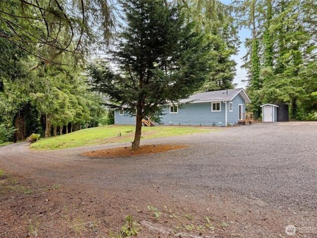 House for sale in Ilwaco, Washington