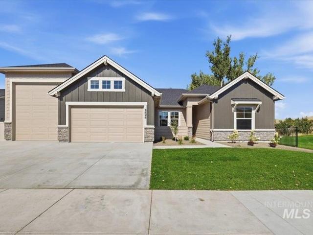 House for sale in Emmett, Gem County