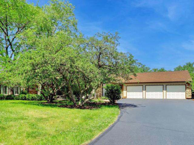House for sale in Mundelein, Illinois