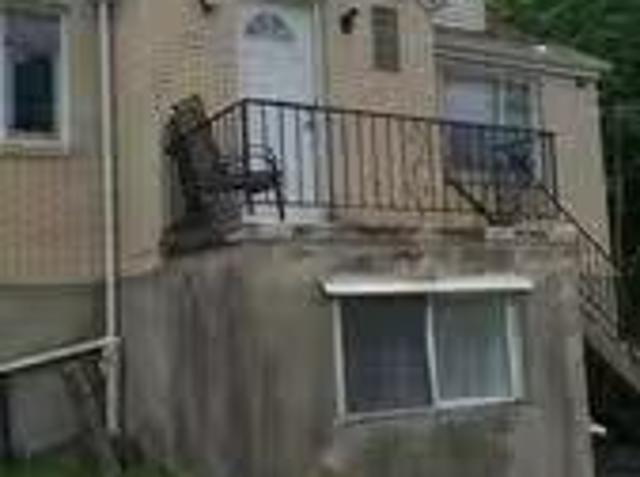Condo for rent in Monroeville