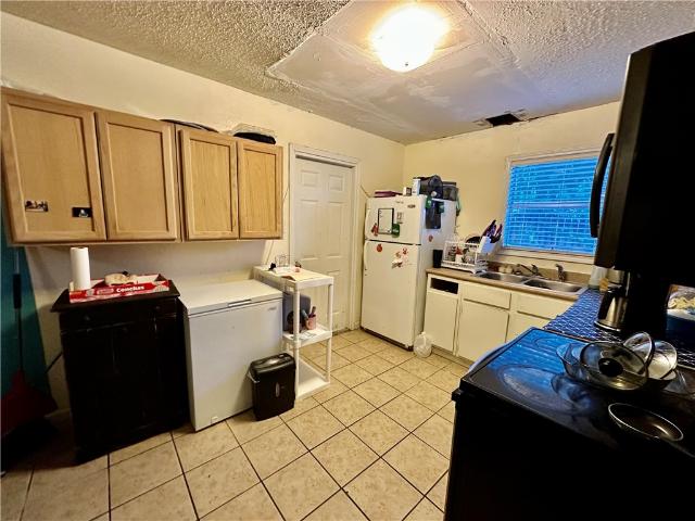 House for sale in Ingleside