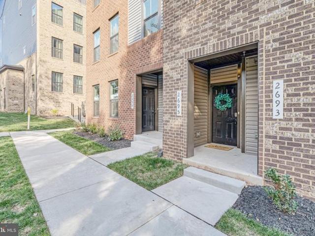Condo for sale in Virginia