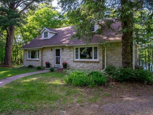 House for sale in New Auburn, Wisconsin