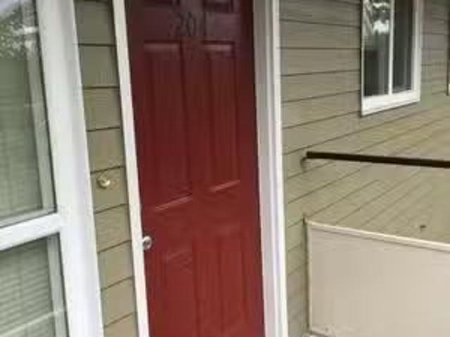 Condo for rent in Kirkland