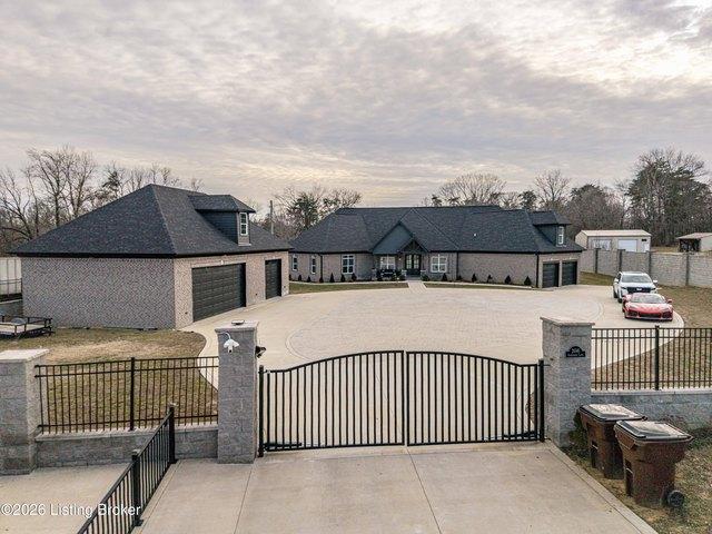 House for sale in Mount Washington, Kentucky