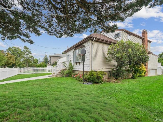House for sale in Bellmore, Nassau County