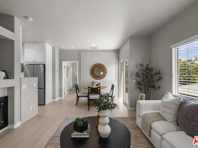 Condo for sale in Canyon Country, California