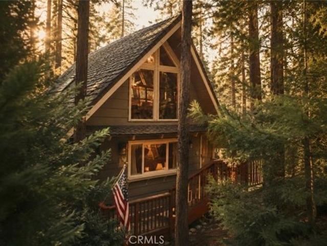House for sale in Cedar Glen, California