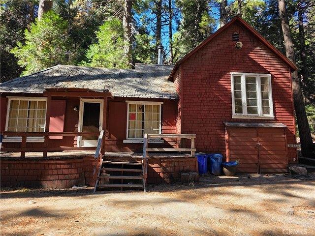 House for sale in Blue Jay, California
