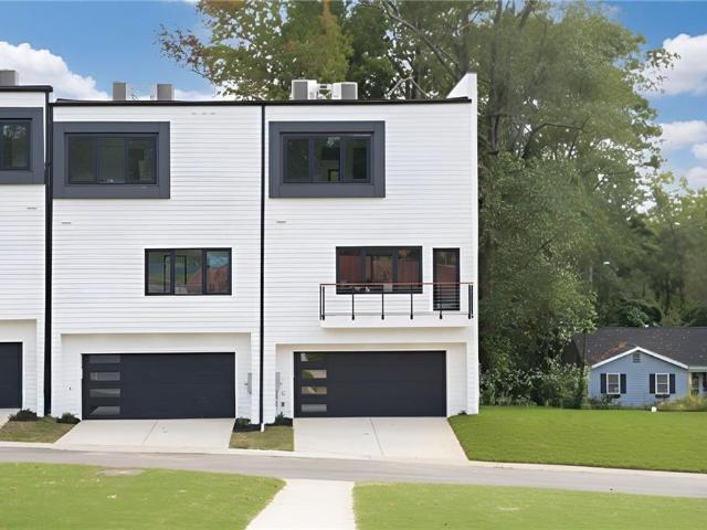 Townhouse for sale in Decatur, Georgia