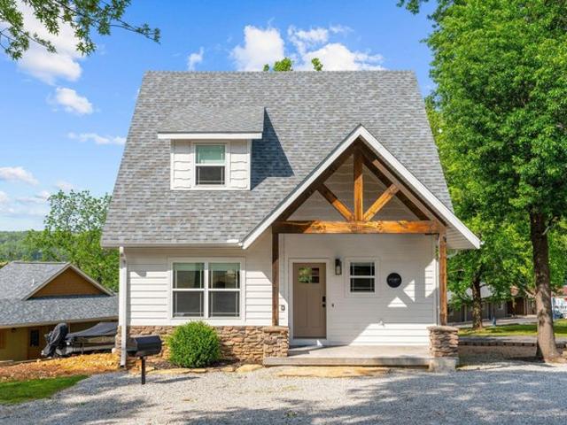 House for sale in Barry, Missouri