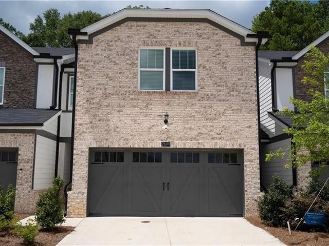 Townhouse for sale in Snellville, Georgia