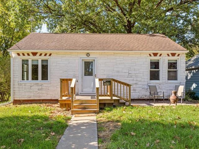 House for sale in Clinton, Clinton County