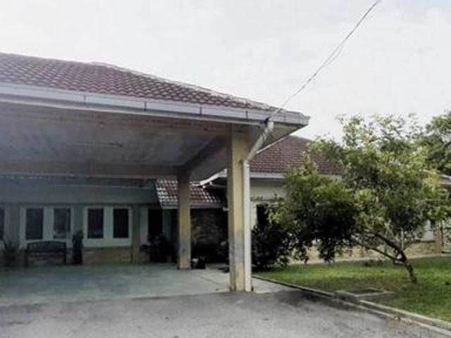 Bungalow for sale in Tanjong Sepat, Selangor