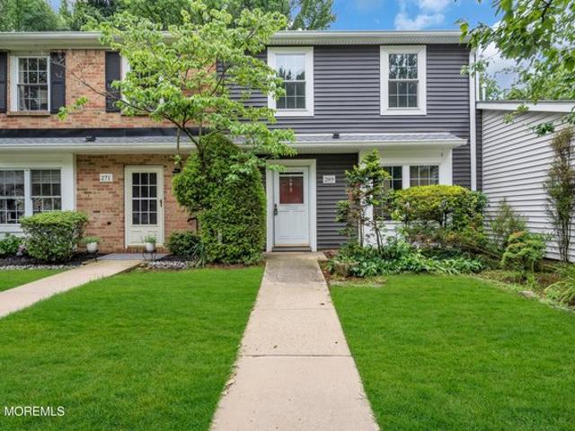 Condo for sale in North Brunswick, New Jersey