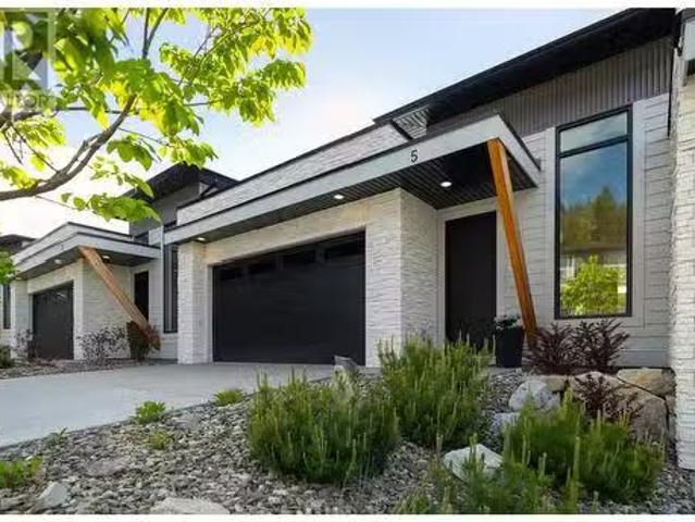 Condo for sale in Vernon, British Columbia