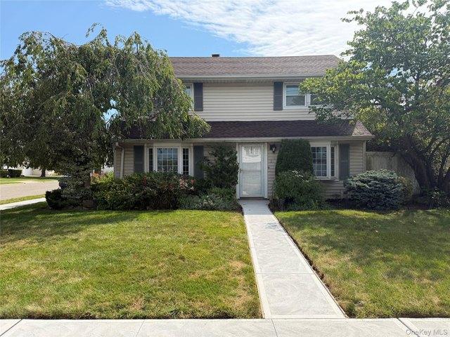 House for sale in Massapequa, Nassau County