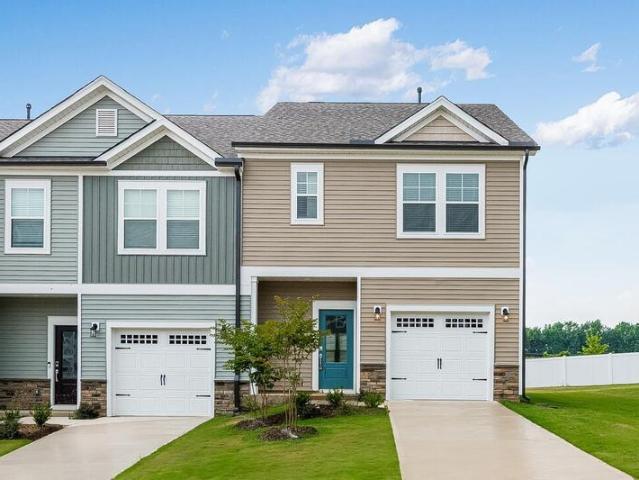 Townhouse for sale in Angier