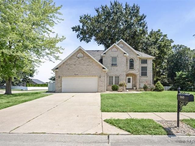House for sale in Troy, Illinois
