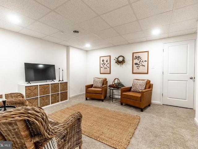 Townhouse for sale in Glenville, Pennsylvania