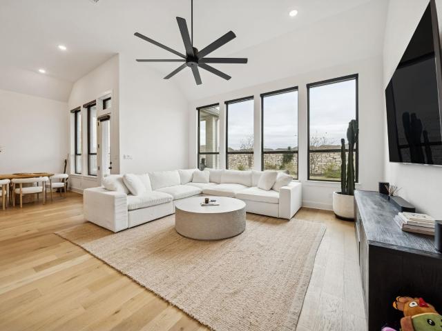 House for sale in Six Creeks, Kyle