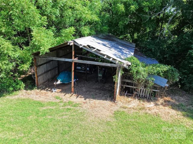 Ranch for sale in Mooresville, North Carolina