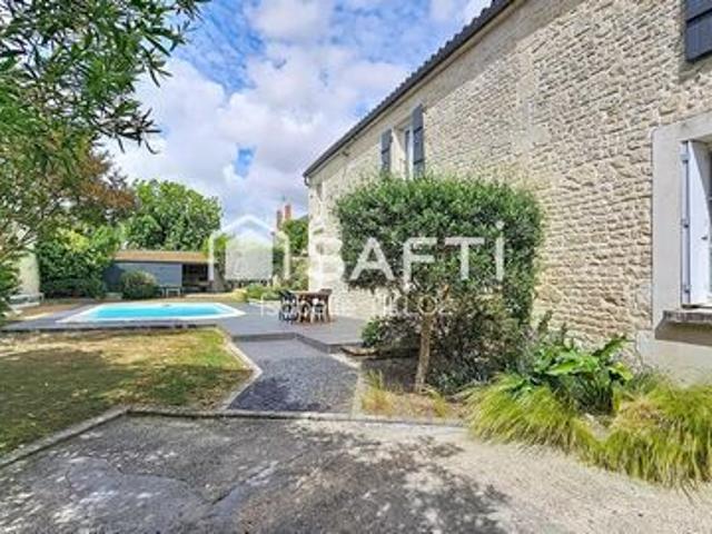 Villa vente à Fontenay-le-Comte, Nalliers