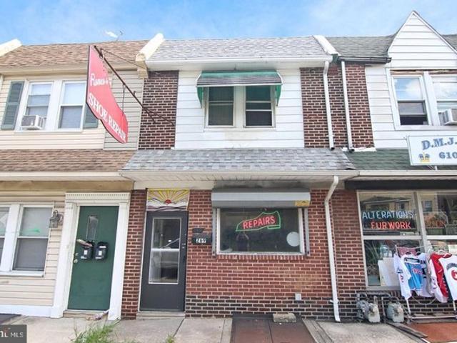 Townhouse for sale in Lansdowne, Delaware County