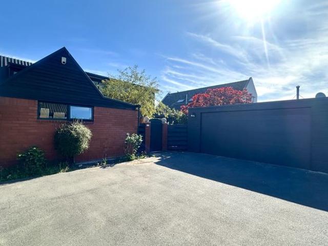 House for rent in Burnside, Christchurch