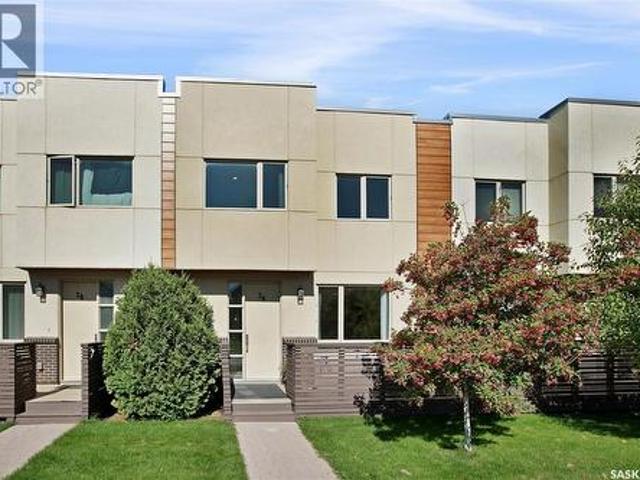Townhouse for sale in Saskatoon, Saskatchewan