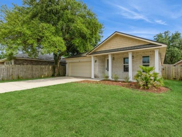 House for sale in Shalimar, Florida
