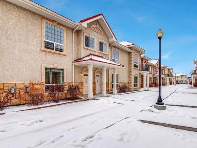 House for sale in Edmonton