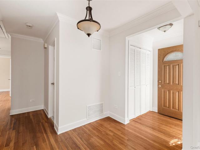 Townhouse for sale in Queens, Arverne