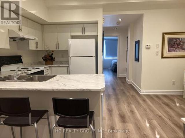 Townhouse for sale in Woburn, Ontario
