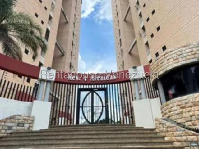 Apartamento en venta en El Parral, Valencia