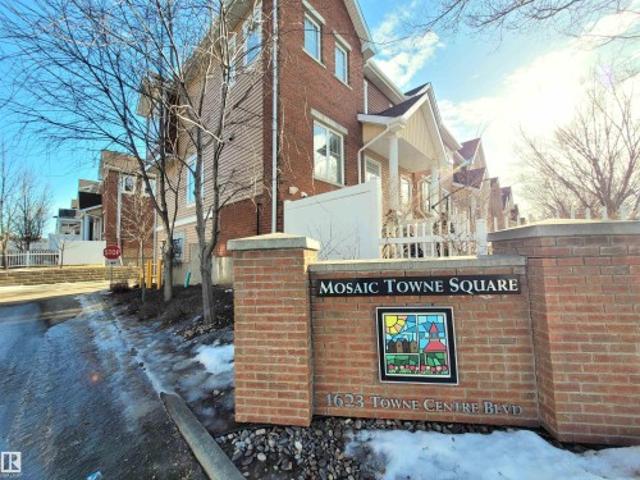 Townhouse for sale in Wedgewood, Alberta