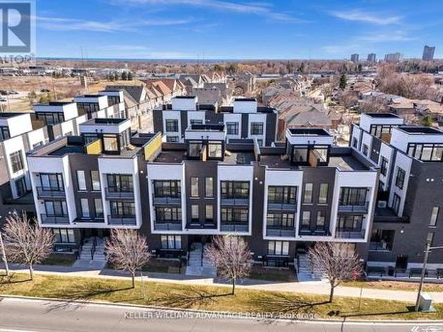 Townhouse for rent in Durham, Ontario